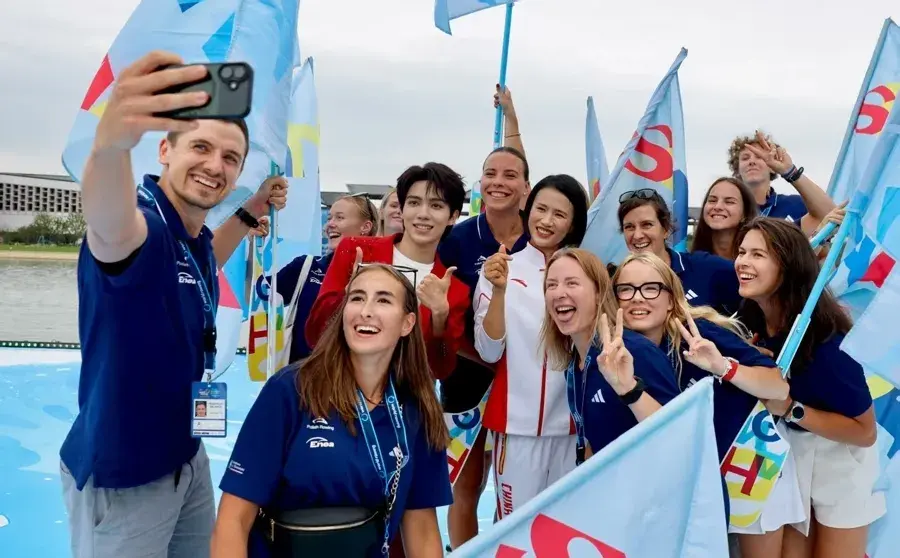 我希望能和, 锦赛首次实, 的开幕式里 我希望能和, 锦赛首次实, 的开幕式里