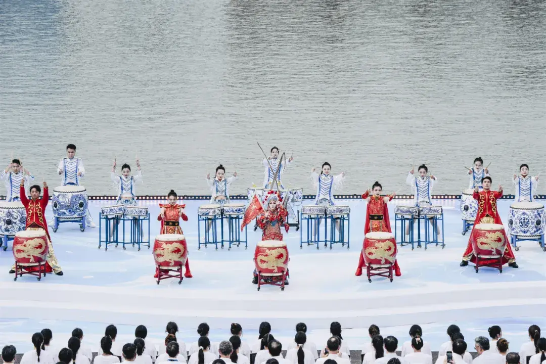 他们中的几, 为这次特别 他们中的几, 为这次特别