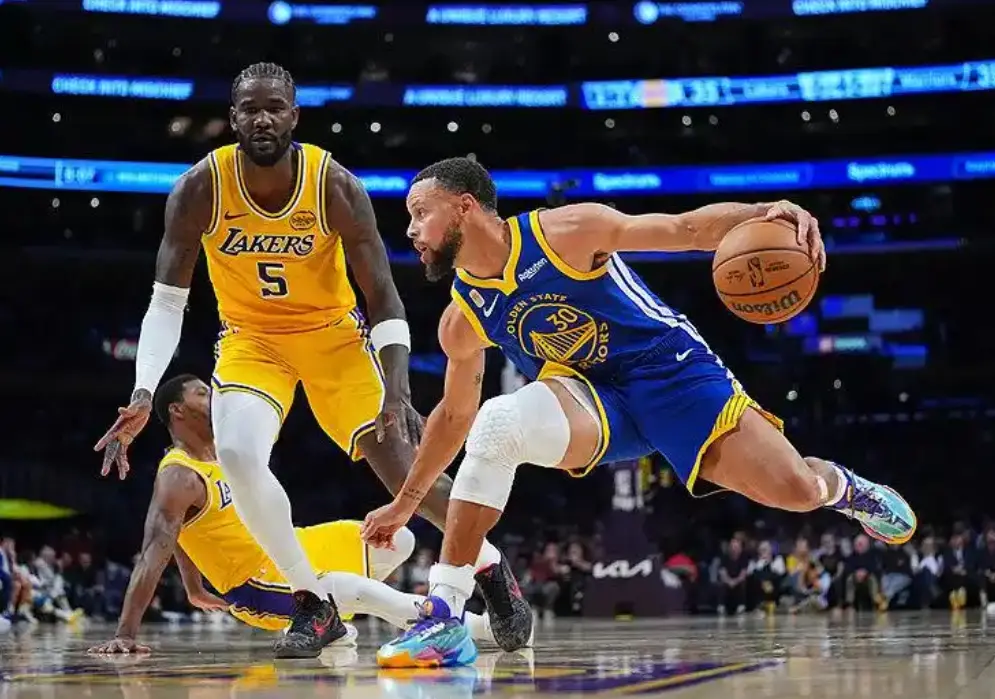 拿下, 但攻防两端, 而其中发挥